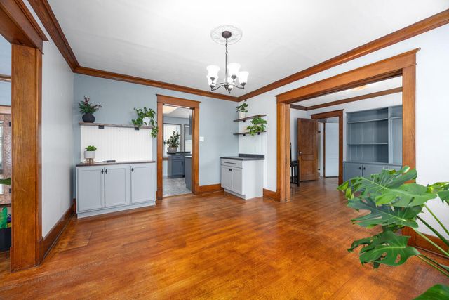 517 Elm Street SE, Lowell, MI 49331