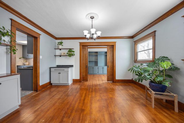 517 Elm Street SE, Lowell, MI 49331