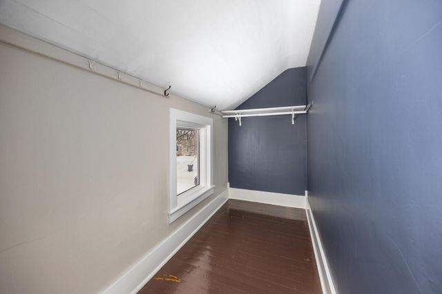 517 Elm Street SE, Lowell, MI 49331