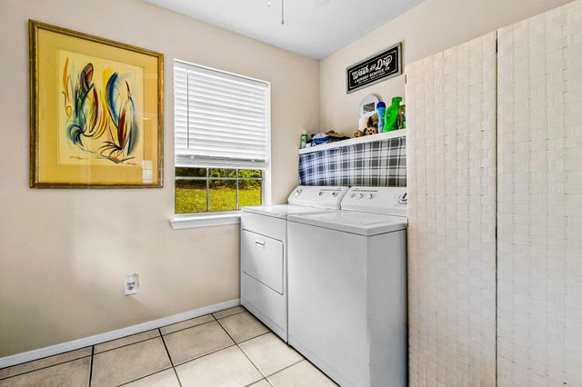 163 Westwood Drive E, Trinity, TX 75862