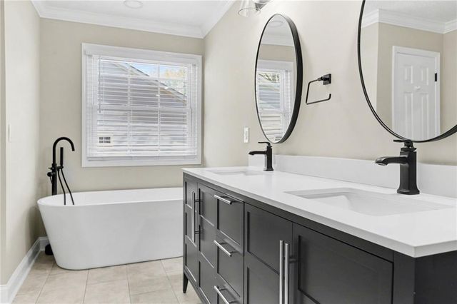 4207 Harris Ridge Court, Roswell, GA 30076