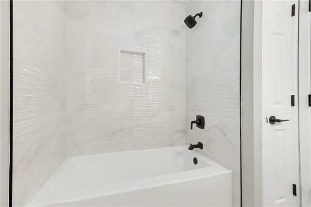 4207 Harris Ridge Court, Roswell, GA 30076