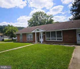 213 CENTRAL AVE, Westernport, MD 21562