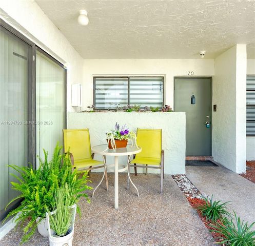 2570 Coral Springs Dr 2570, Coral Springs, FL 33065