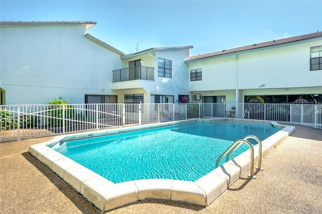 2570 Coral Springs Dr 2570, Coral Springs, FL 33065