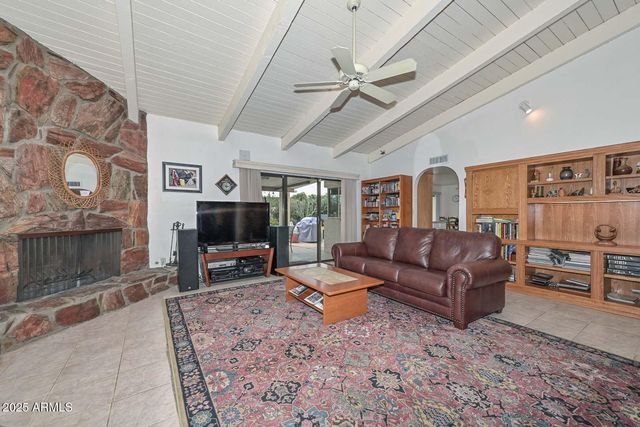 8347 E VIA DE LA GENTE --, Scottsdale, AZ 85258