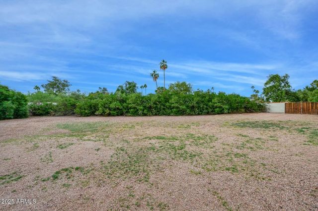 8347 E VIA DE LA GENTE --, Scottsdale, AZ 85258