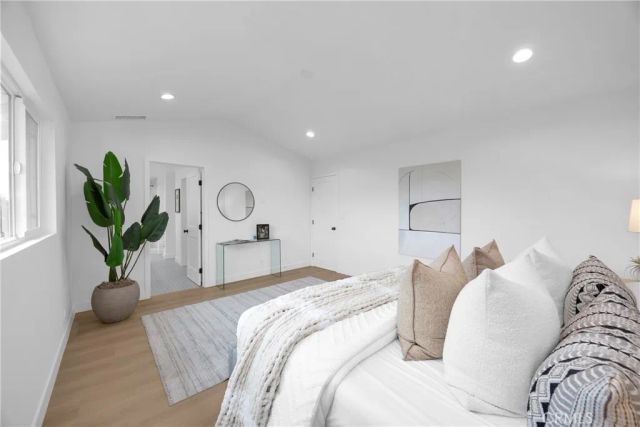 8792 Baywood Drive, Huntington Beach, CA 92646