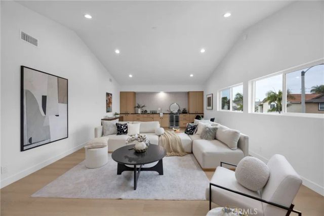 8792 Baywood Drive, Huntington Beach, CA 92646
