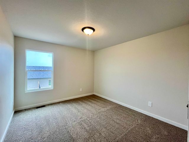 2078-2080 N Reece Ct, Goddard, KS 67052