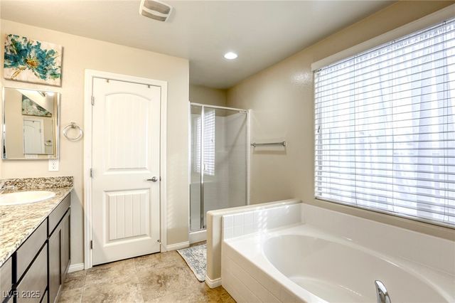 9232 White Sapphire Court, Las Vegas, NV 89178