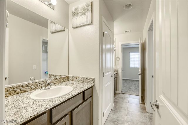 9232 White Sapphire Court, Las Vegas, NV 89178