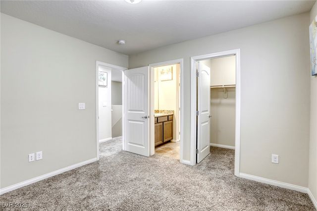 9232 White Sapphire Court, Las Vegas, NV 89178