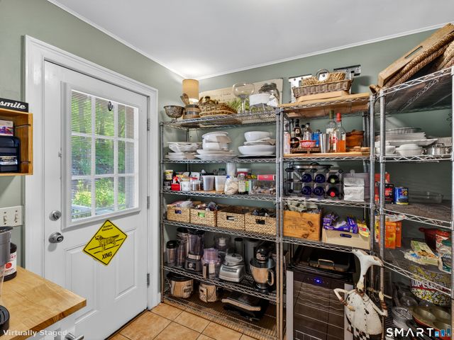 9 Barley Hill Road, Old Saybrook, CT 06475