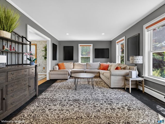 9 Barley Hill Road, Old Saybrook, CT 06475