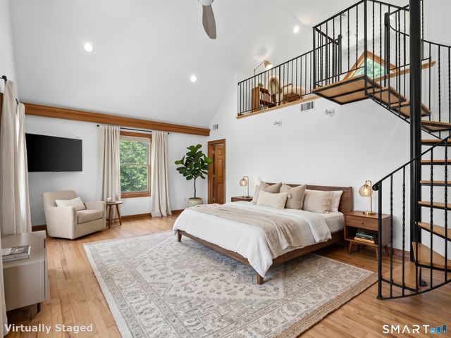 9 Barley Hill Road, Old Saybrook, CT 06475