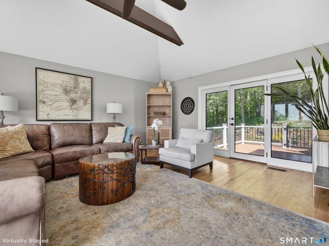 9 Barley Hill Road, Old Saybrook, CT 06475