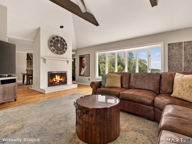 9 Barley Hill Road, Old Saybrook, CT 06475