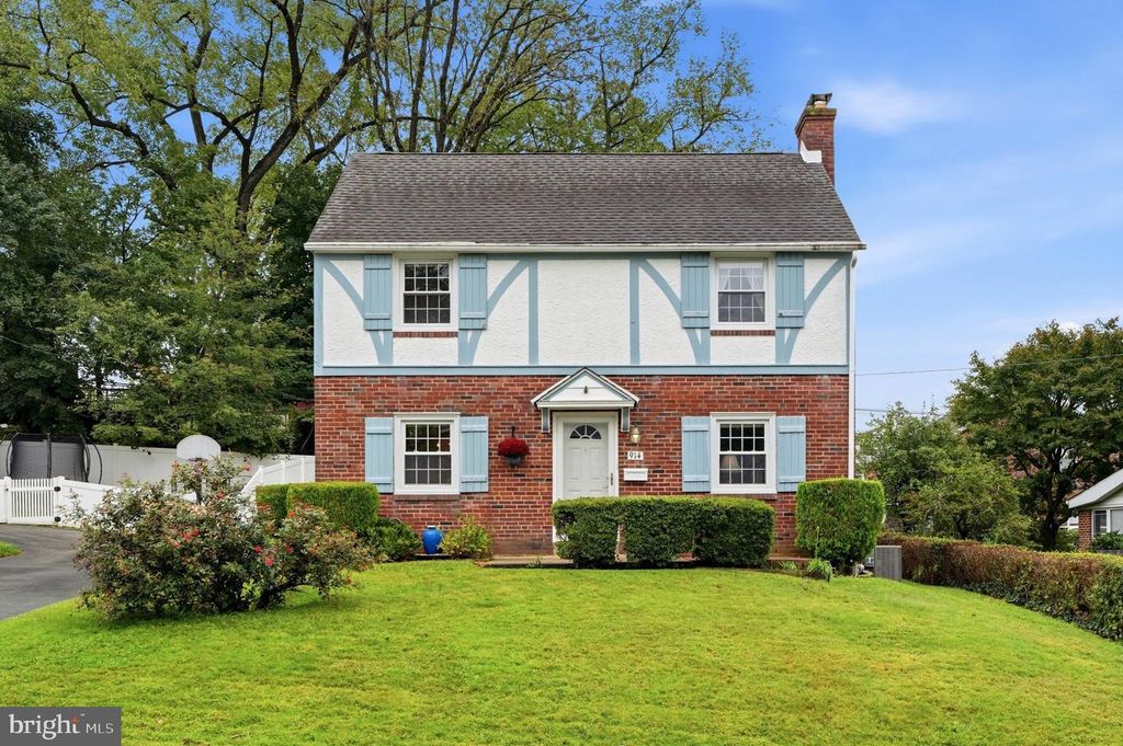 914 STANBRIDGE RD, DREXEL HILL, PA 19026 — exterior