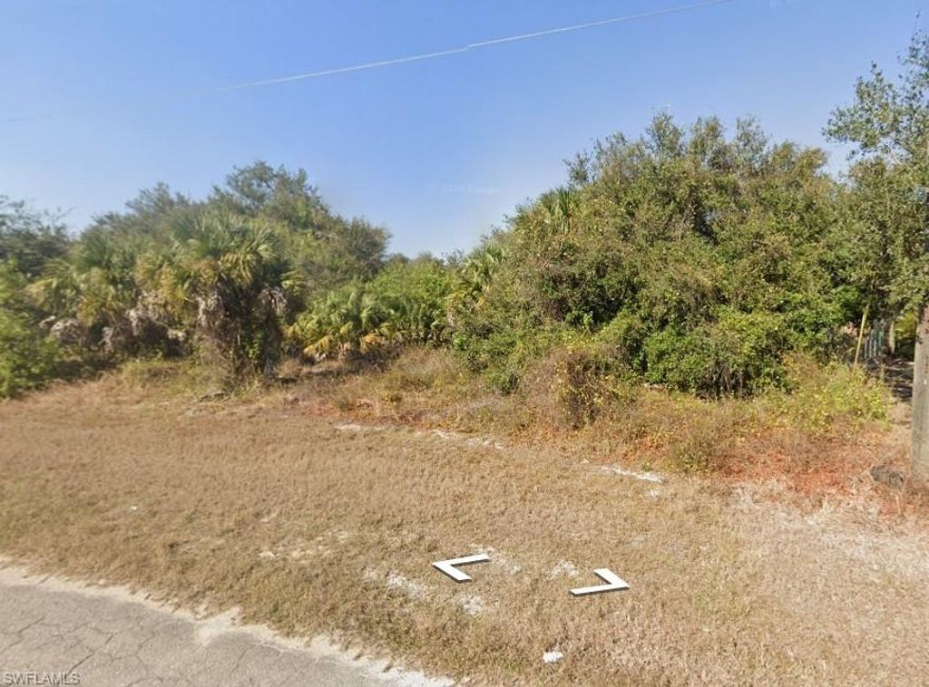 Greenwood AVE, LABELLE, FL 33935 — photo 2