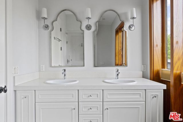 1310 Riviera Avenue, Venice (los Angeles), CA 90291