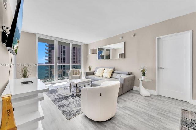 3901 S Ocean Dr 10L, Hollywood, FL 33019