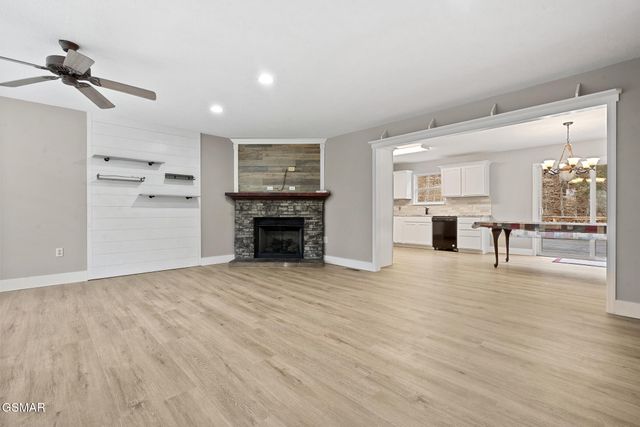 1853 Bluff Mountain Road, Sevierville, TN 37876