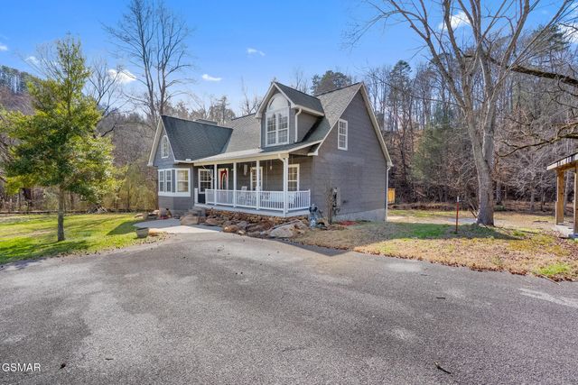 1853 Bluff Mountain Road, Sevierville, TN 37876