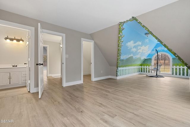 1853 Bluff Mountain Road, Sevierville, TN 37876