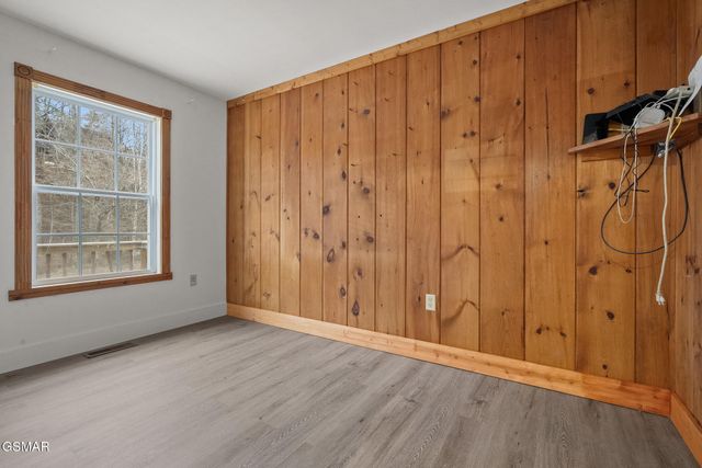 1853 Bluff Mountain Road, Sevierville, TN 37876