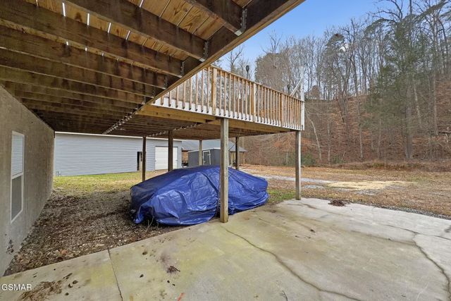 1853 Bluff Mountain Road, Sevierville, TN 37876