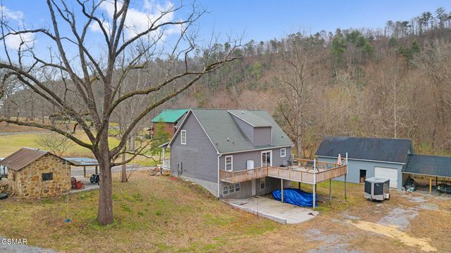 1853 Bluff Mountain Road, Sevierville, TN 37876