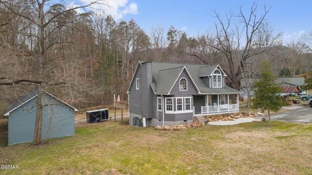 1853 Bluff Mountain Road, Sevierville, TN 37876