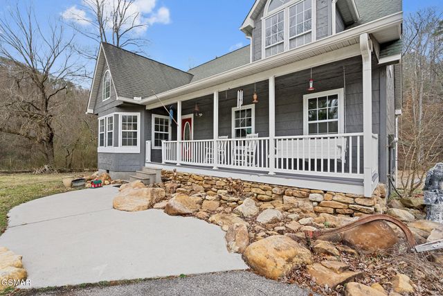 1853 Bluff Mountain Road, Sevierville, TN 37876