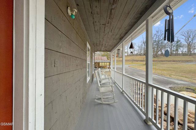 1853 Bluff Mountain Road, Sevierville, TN 37876