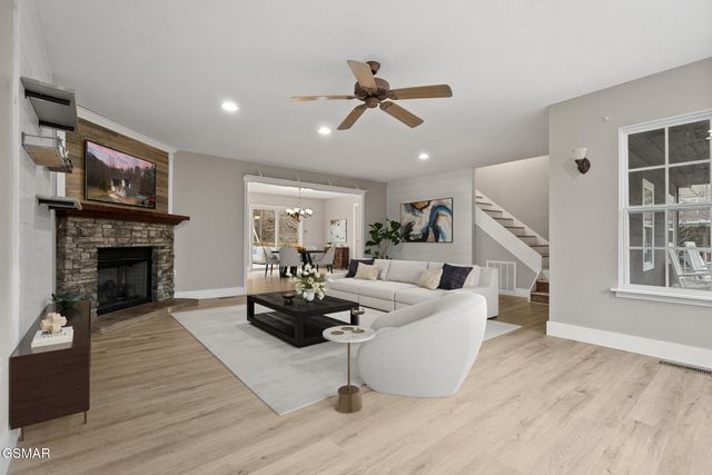 1853 Bluff Mountain Road, Sevierville, TN 37876