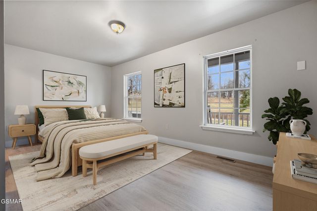 1853 Bluff Mountain Road, Sevierville, TN 37876