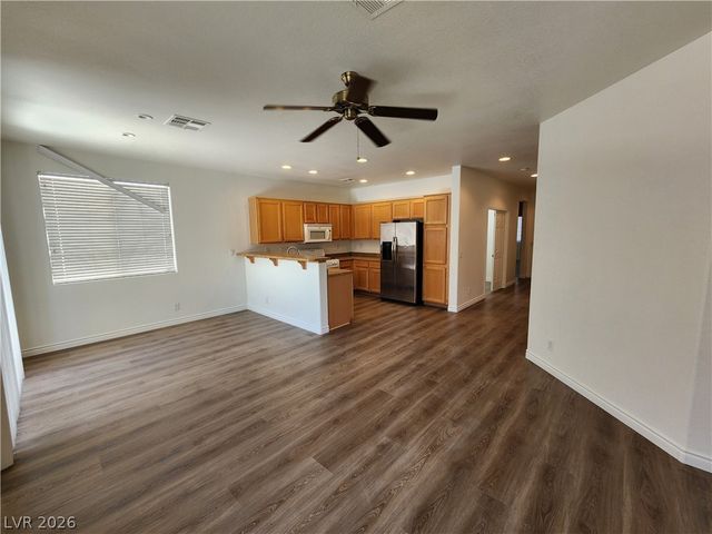 7249 West Shelbourne Avenue, Las Vegas, NV 89113