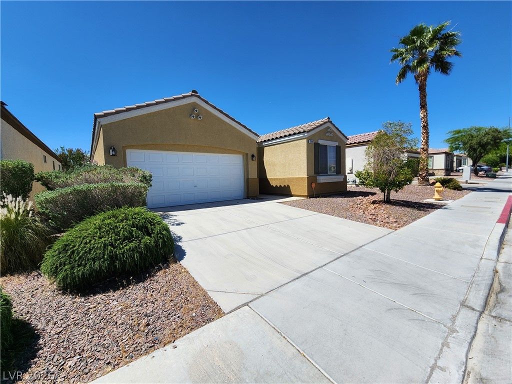 7249 West Shelbourne Avenue, Las Vegas, NV 89113