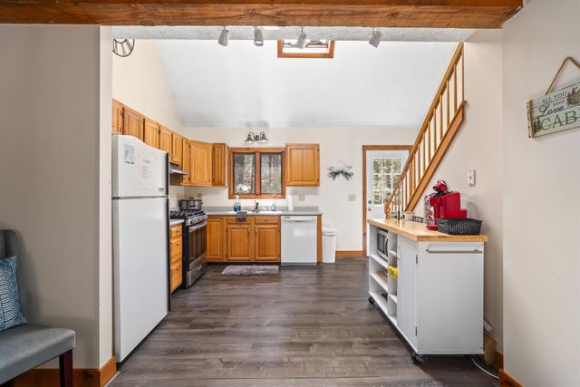 17 Burgdorf Drive, Madison, NH 03849
