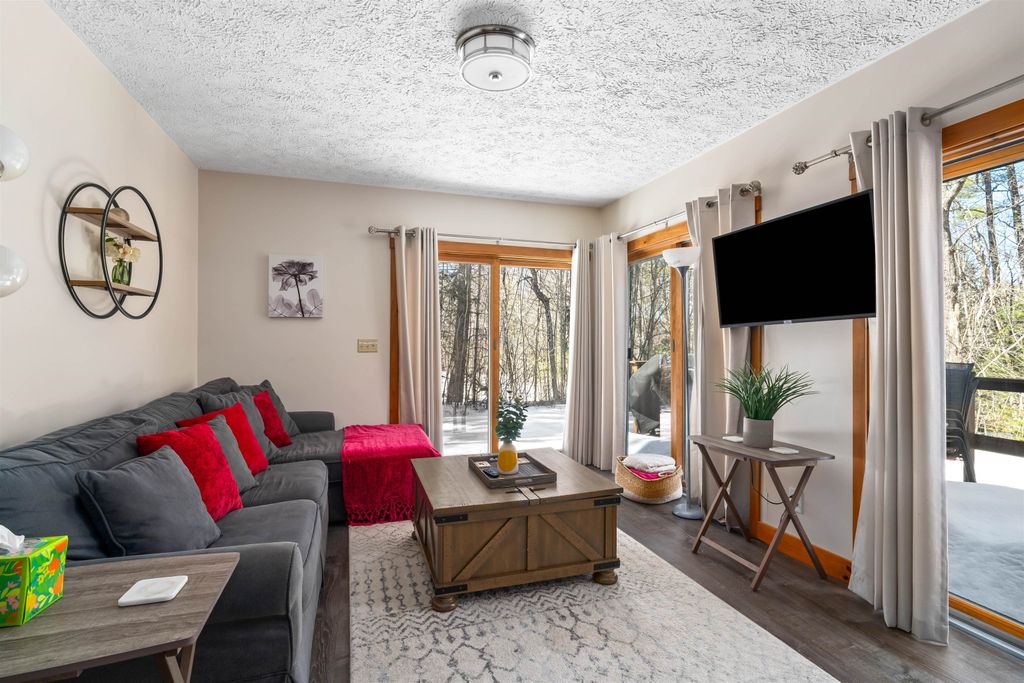 17 Burgdorf Drive, Madison, NH 03849