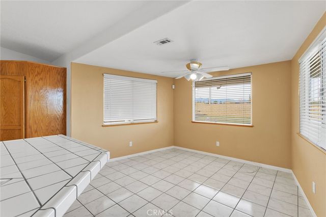 10578 Westway, Hesperia, CA 92345