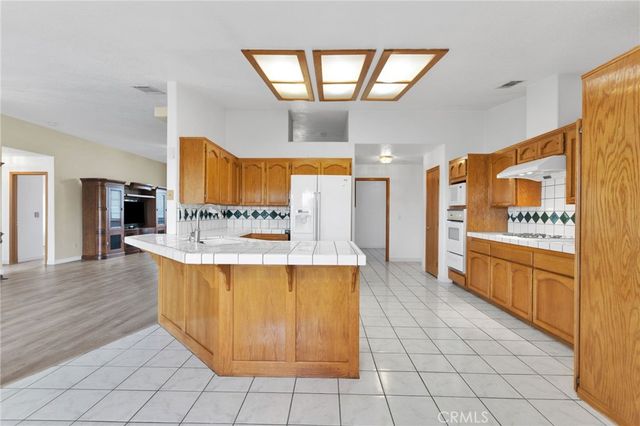 10578 Westway, Hesperia, CA 92345