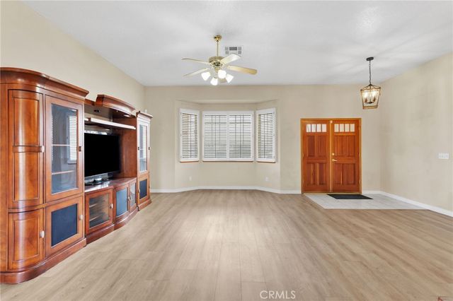 10578 Westway, Hesperia, CA 92345