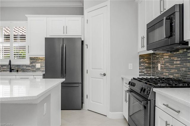 19728 Estero Pointe LN, Fort Myers, FL 33908