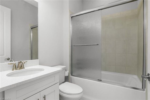 19728 Estero Pointe LN, Fort Myers, FL 33908