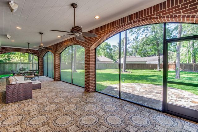 34 Ginger Bay Place, The Woodlands, TX 77382