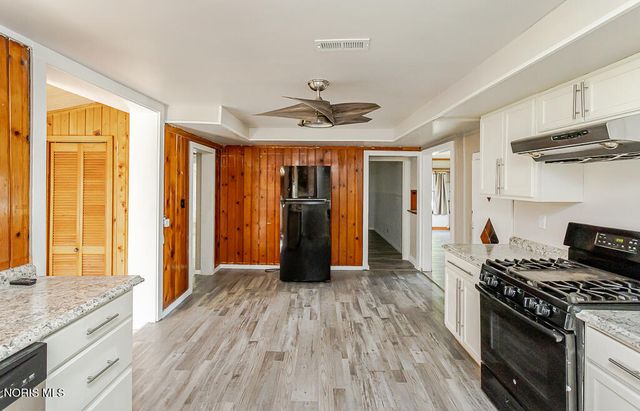 210 E Poe Road, Bowling Green, OH 43402