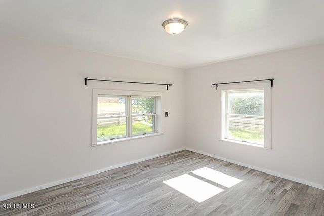 210 E Poe Road, Bowling Green, OH 43402