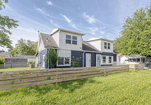 210 E Poe Road, Bowling Green, OH 43402